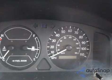 1999 Toyota Corolla Ve из США, поврежденный, VIN 1NXBR12E8XZ183983